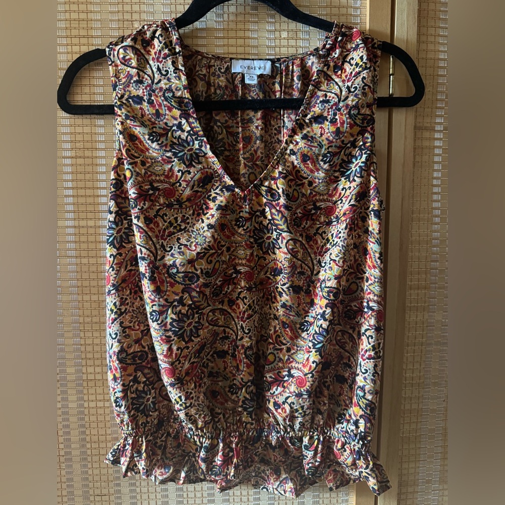 Evereve Multicolor Paisley Sleeveless Blouse